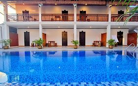 Luang Prabang Pavilion Hotel & Travel